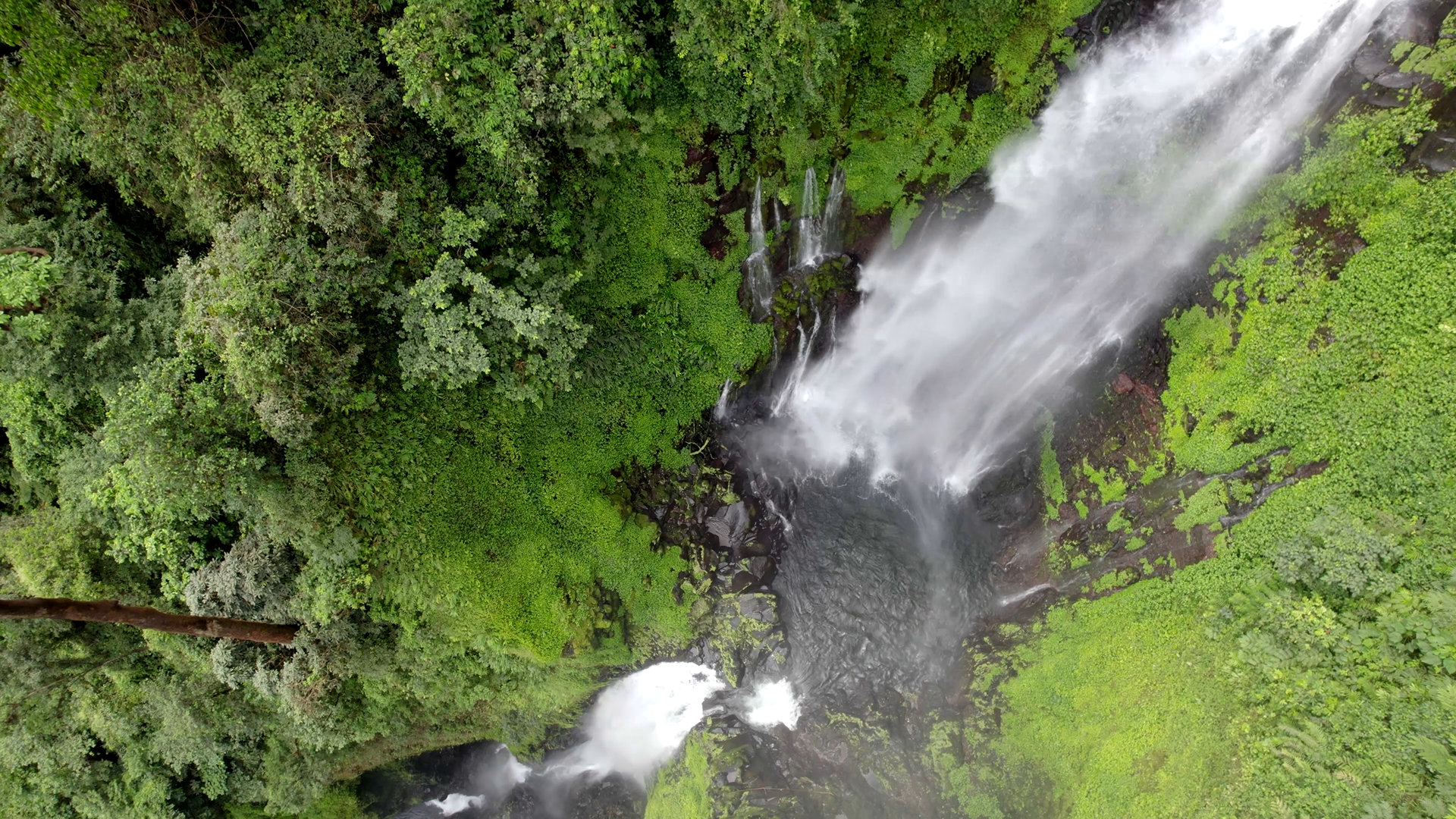 Ilachi Waterfalls