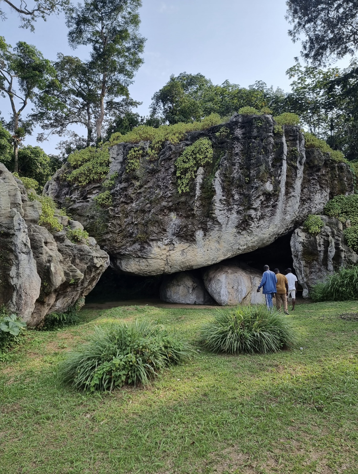 Nzas rocks
